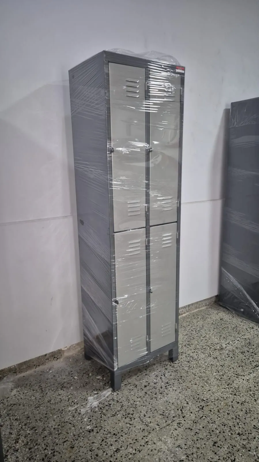 Guardarropas Para Personal 4 Puertas Cortas 190x55x40